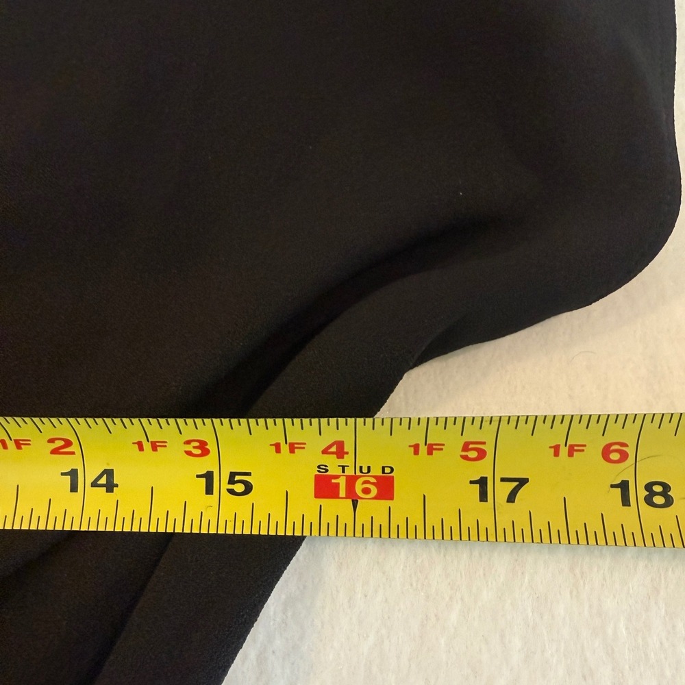 Express Jumpsuit Women S Black V-Neck Tie-Waist Short Sleeve New - Picture 2 of 9